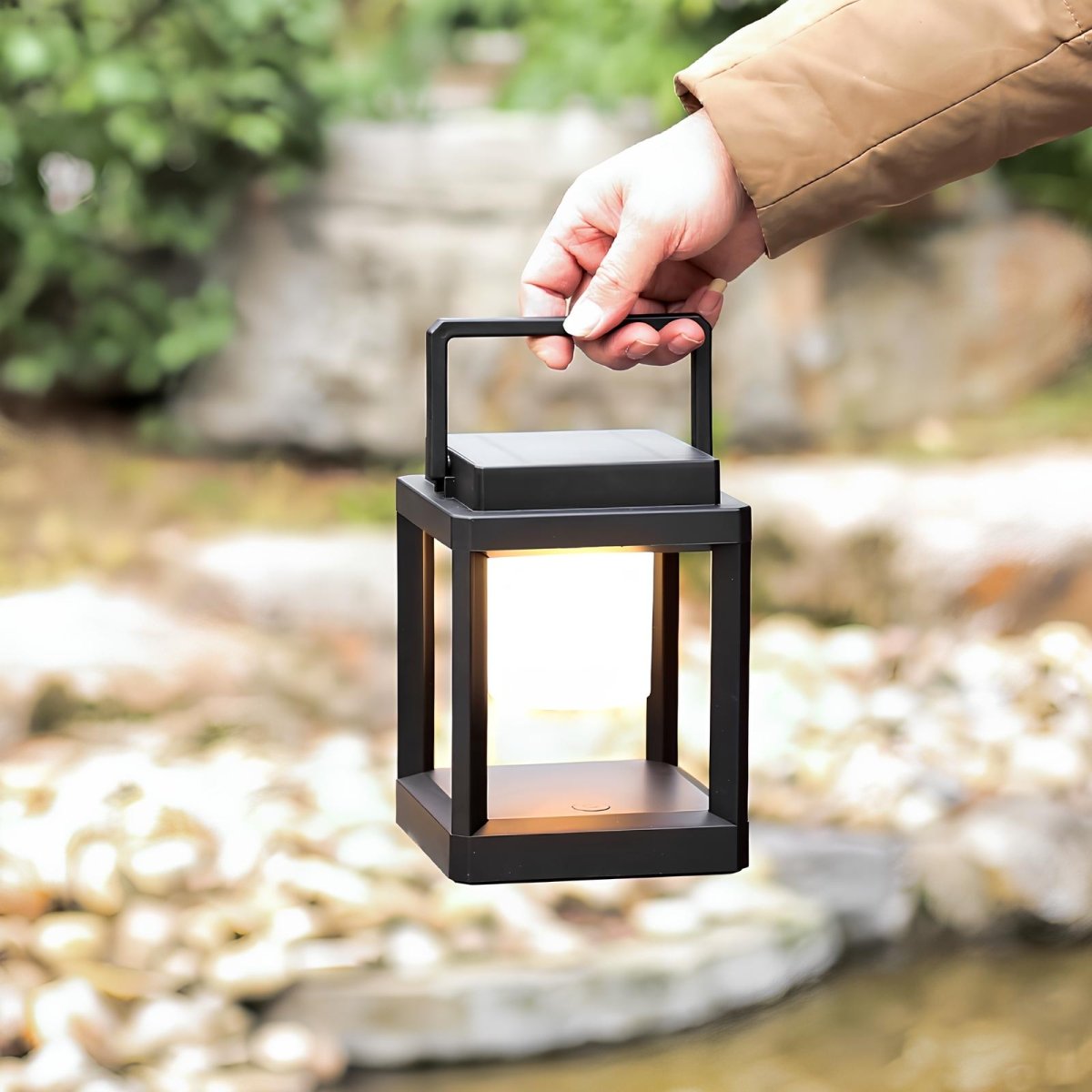 Heliora™ – Lampe solaire élégante pour extérieur