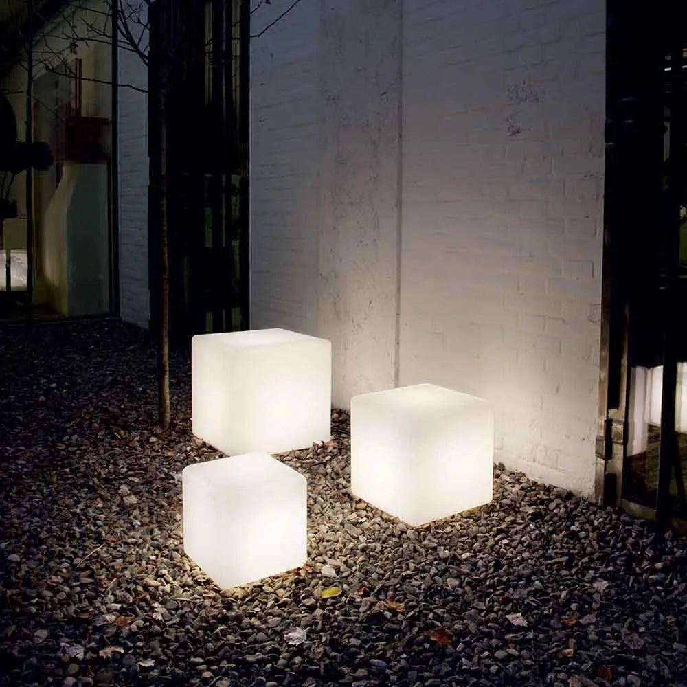 Cubelia™ – La lampe cube qui illumine vos soirées