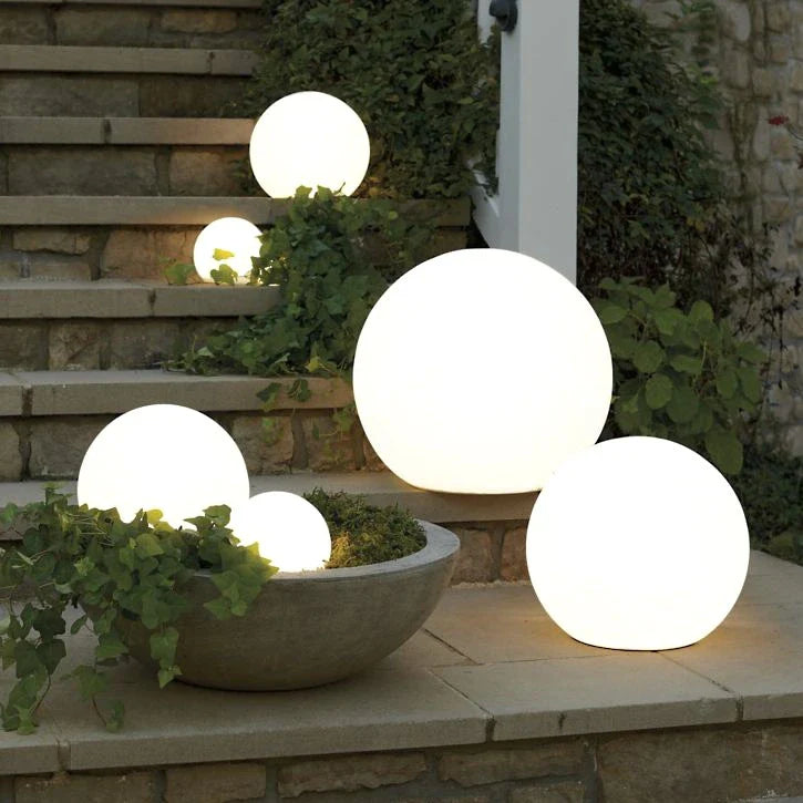 Spheralux™ – Lampe d’ambiance solaire pour jardin & terrasse