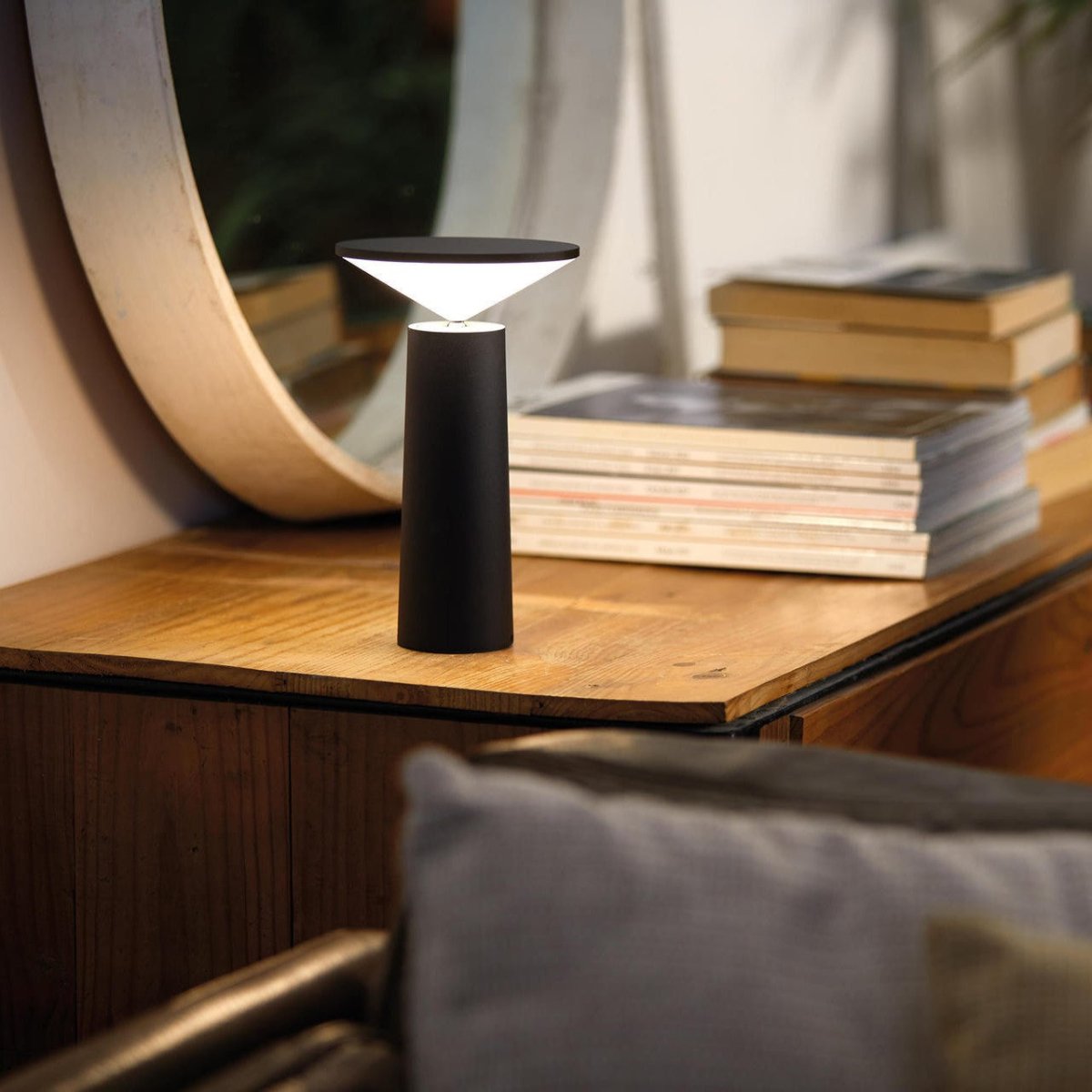 Eluma™ – Lampe de table moderne à intensité réglable