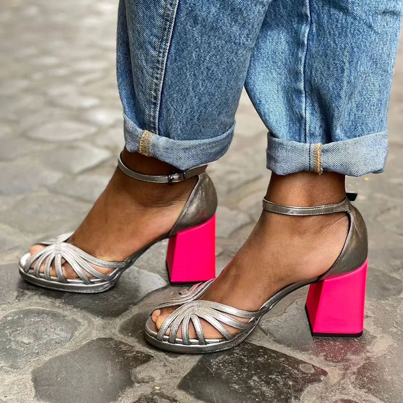 Giorgia™ – Sandales Vernies à Talon Large avec Boucle Élégante