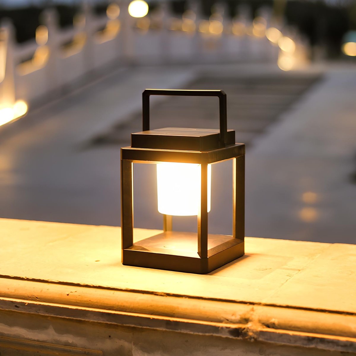 Heliora™ – Lampe solaire élégante pour extérieur