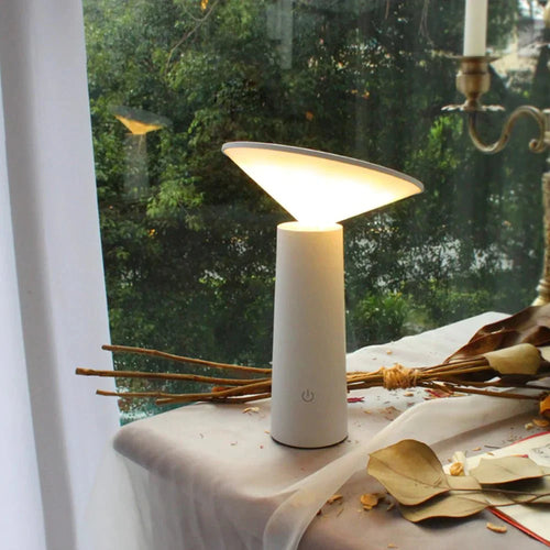 Eluma™ – Lampe de table moderne à intensité réglable